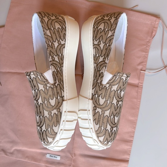 new MIU MIU Logo Jacquard Platform Slip-On Sneakers in Corda size 8.5 - Picture 1 of 8